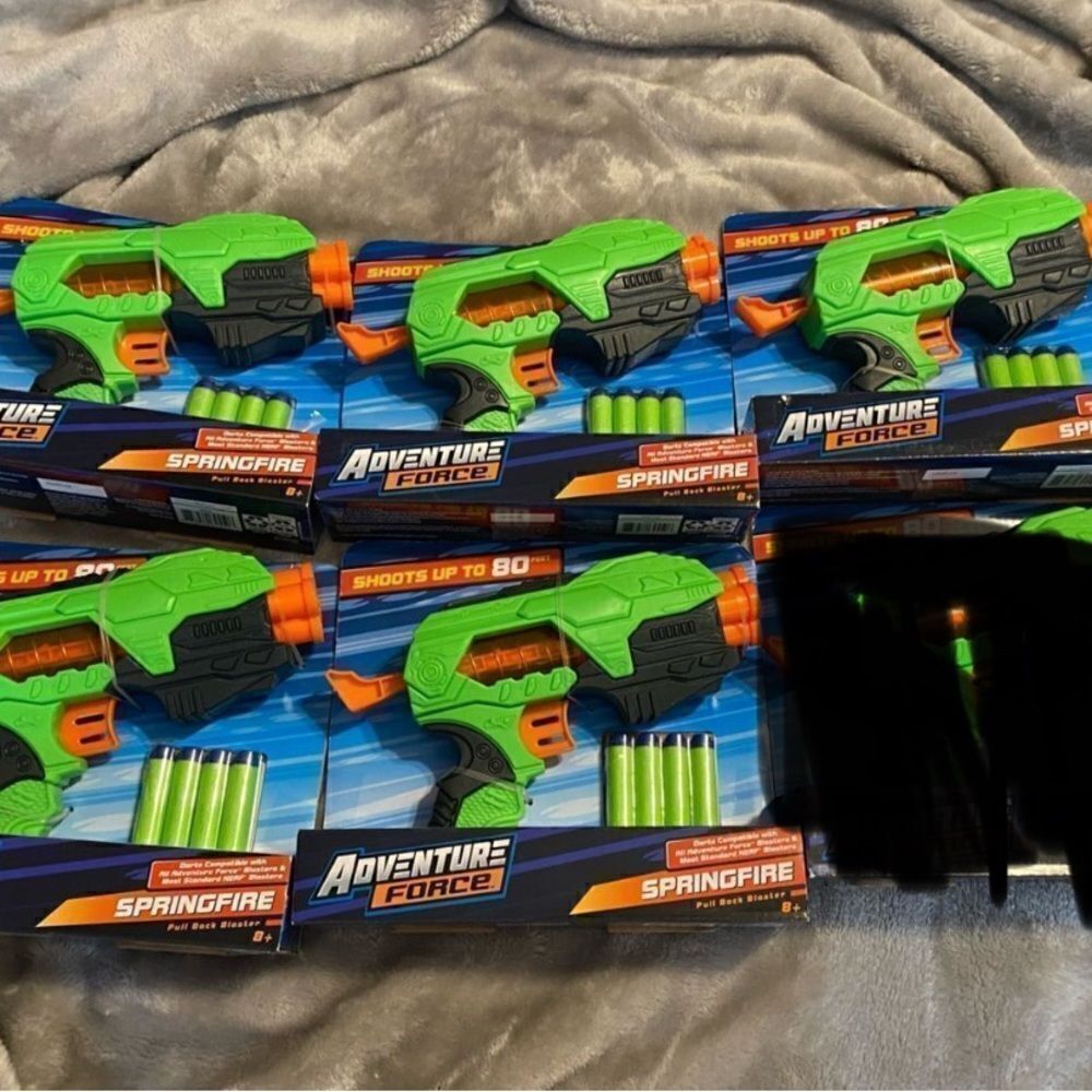 *NIB* Adventure Force Springfire Pull Back Dart Blaster